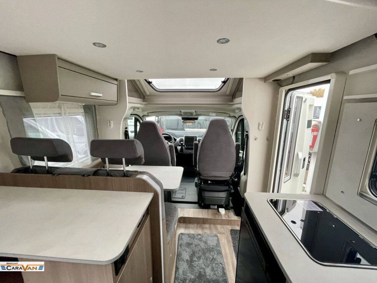 CARADO 135 Pro+ TOP Ausstattung Ansicht 11 für Fahrzeugdetailseite