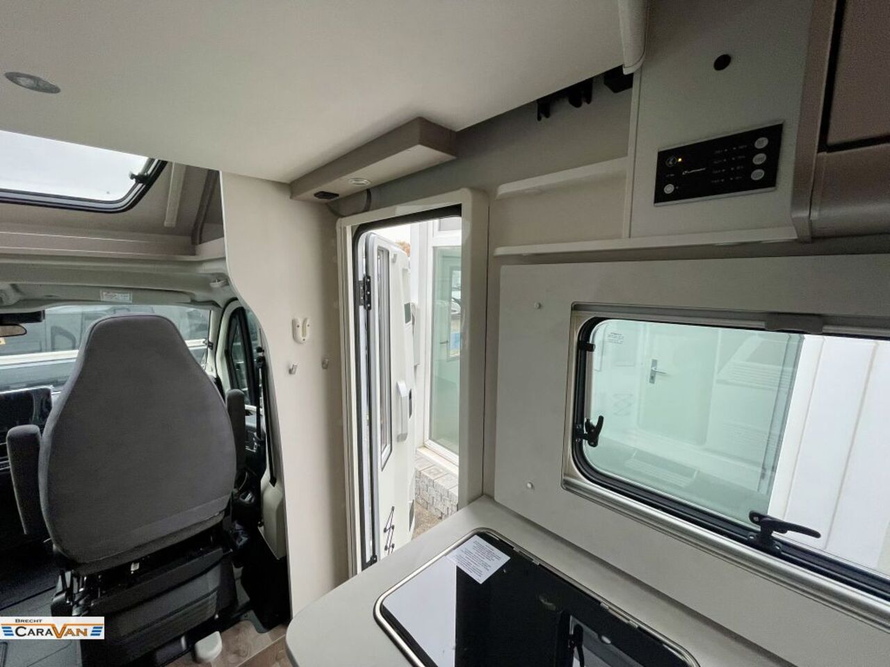 CARADO 135 Pro+ TOP Ausstattung Ansicht 12 für Fahrzeugdetailseite