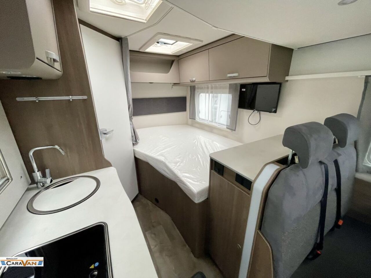 CARADO 135 Pro+ TOP Ausstattung Ansicht 15 für Fahrzeugdetailseite