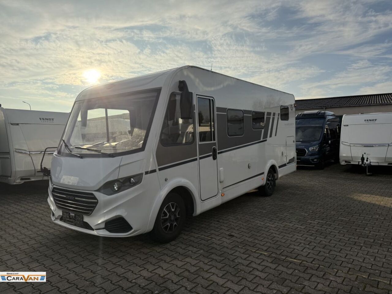 CARADO 338 pro+ Ansicht 23 für Fahrzeugdetailseite