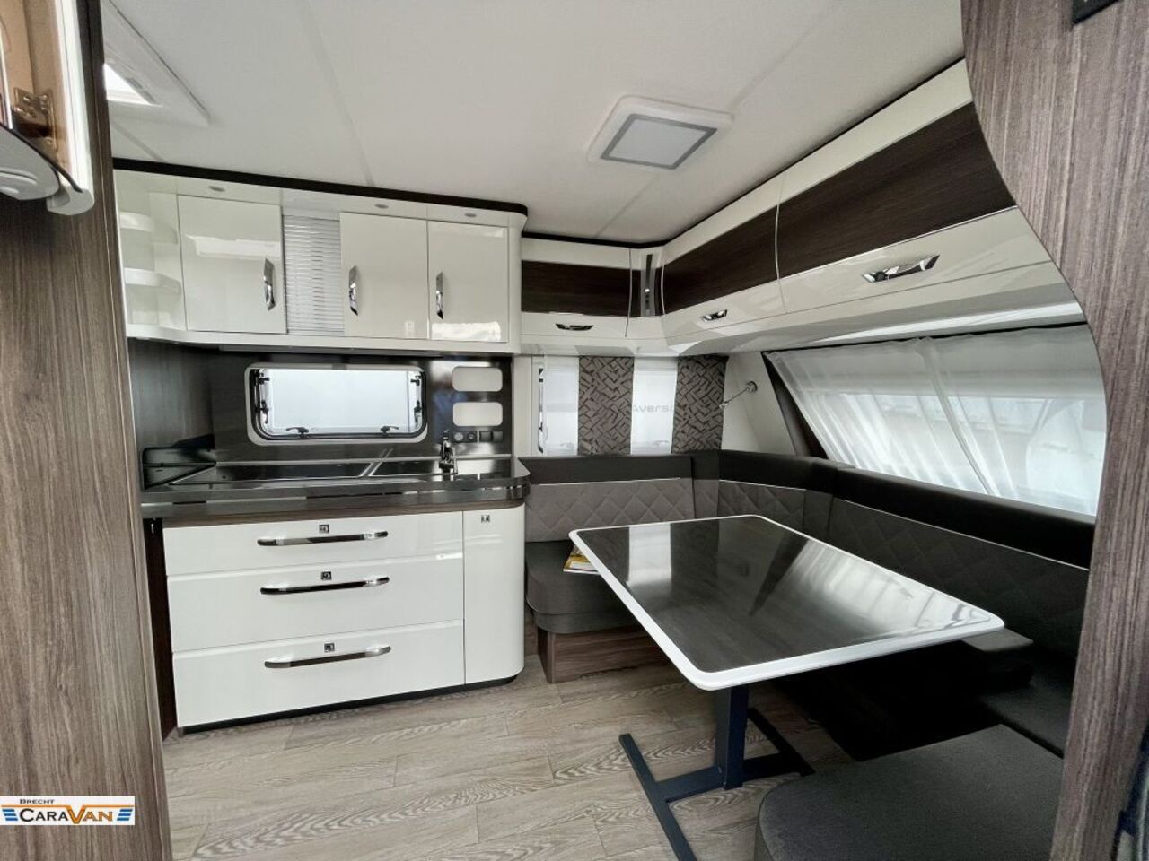 HOBBY 650 KFU MESSE ANGEBOTE ON TOP Ansicht 4 für Fahrzeugdetailseite