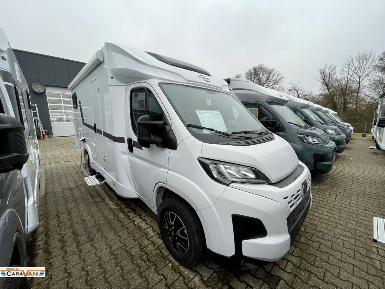 CARADO 334 Preis-Knaller! Stark reduziert Ansicht 1 für Fahrzeugdetailseite