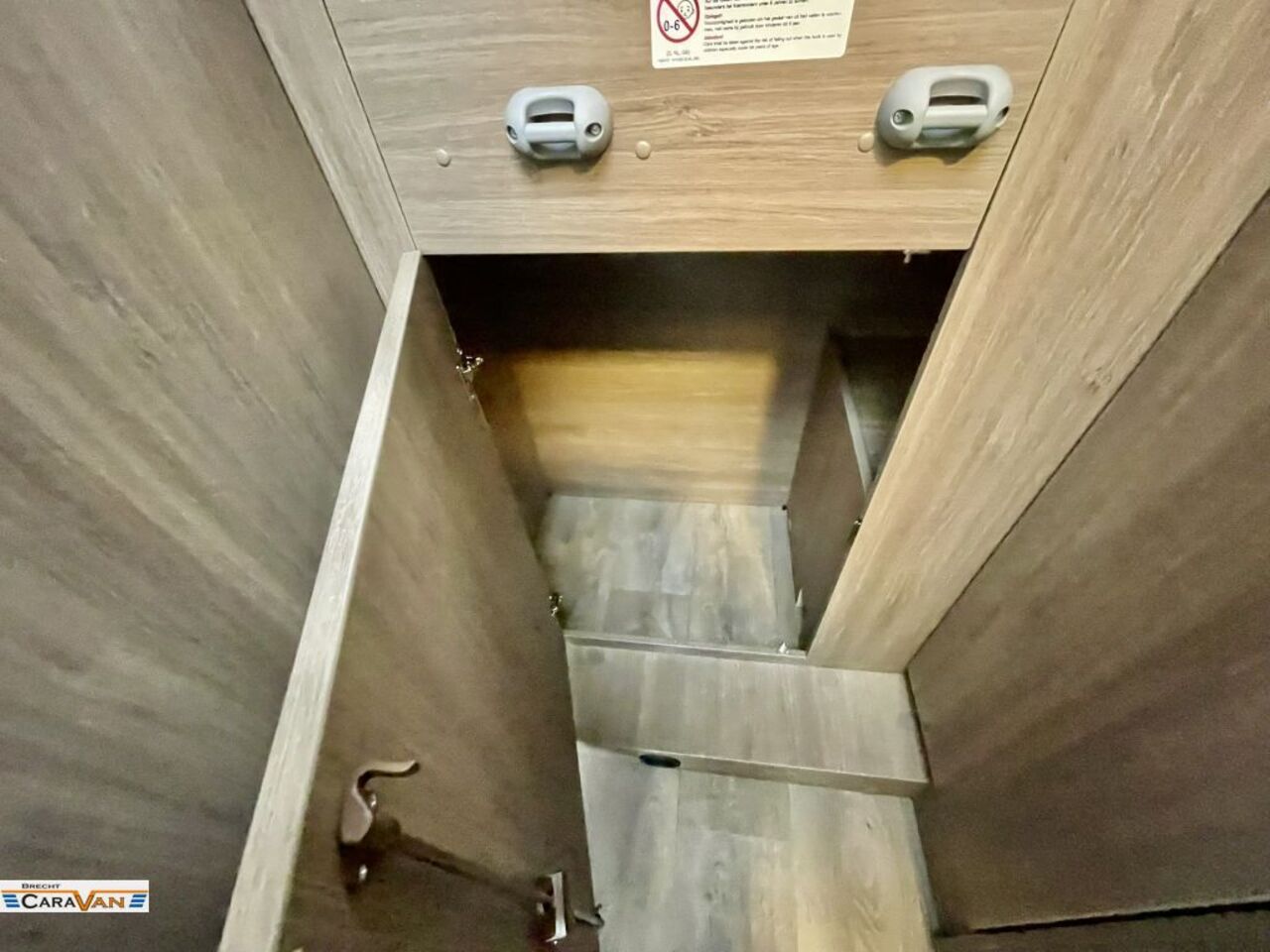 CARADO 334 Preis-Knaller! Stark reduziert Ansicht 13 für Fahrzeugdetailseite