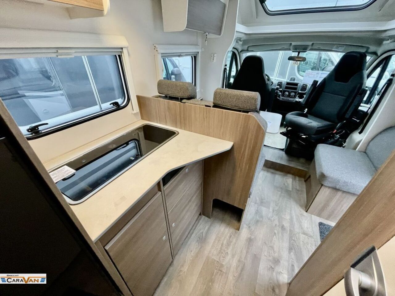 CARADO 334 Preis-Knaller! Stark reduziert Ansicht 15 für Fahrzeugdetailseite