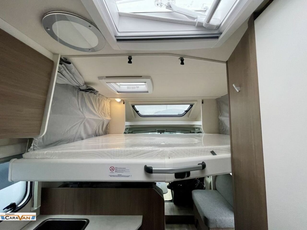 CARADO 334 Preis-Knaller! Stark reduziert Ansicht 9 für Fahrzeugdetailseite