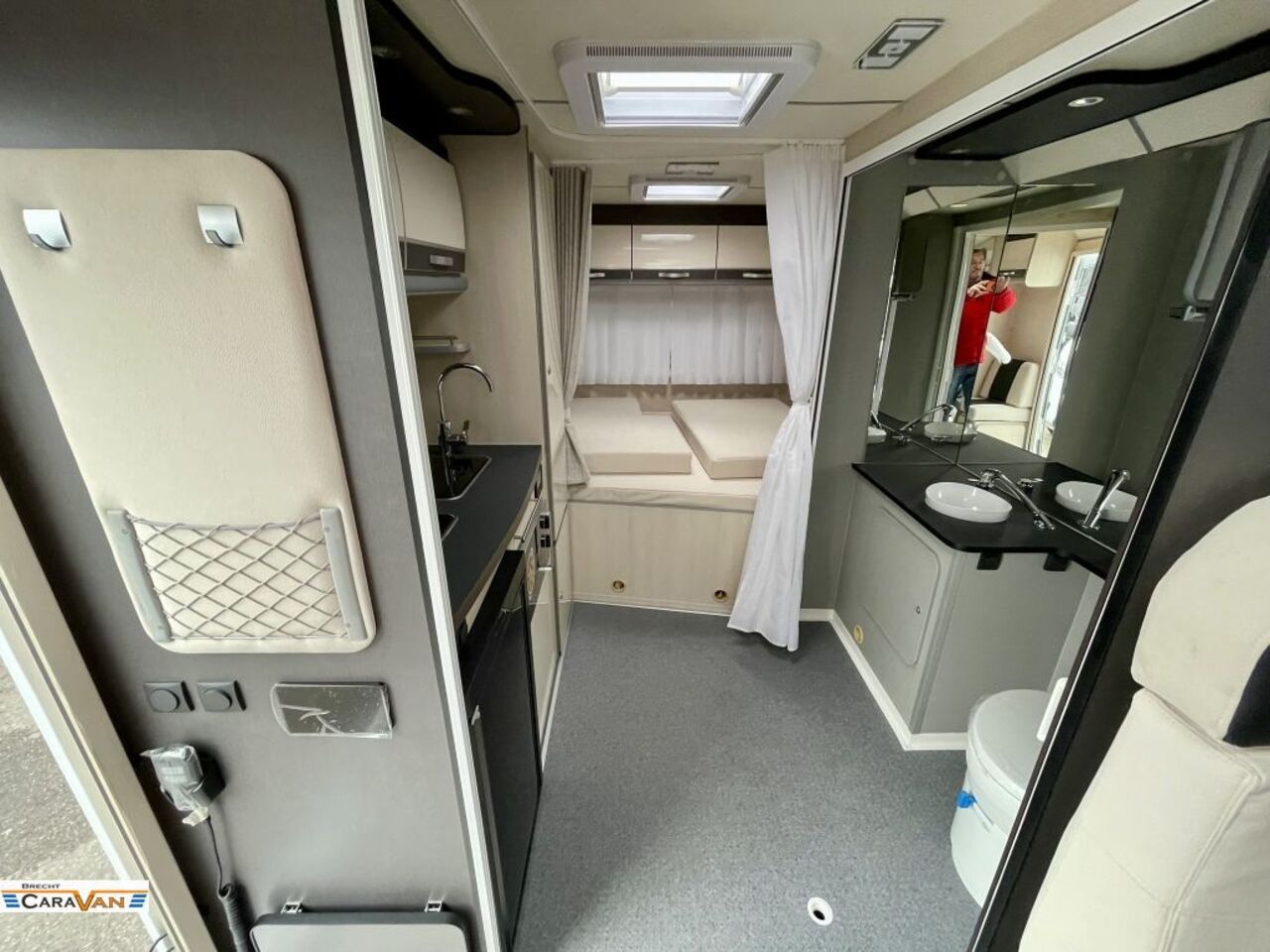 ANDERE 689 CDH barrierefrei mit Kassettenlift Ansicht 10 für Fahrzeugdetailseite