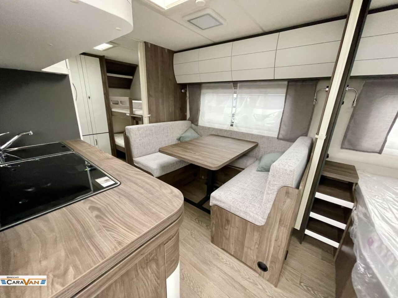 HOBBY 545 KMF Modell 2026,  2to. Ansicht 3 für Fahrzeugdetailseite