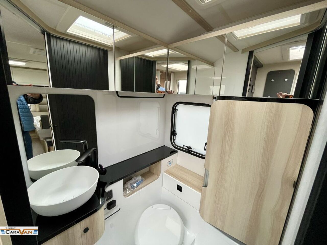 HOBBY 460 SL Modell 2026 / 1500 kg Ansicht 8 für Fahrzeugdetailseite