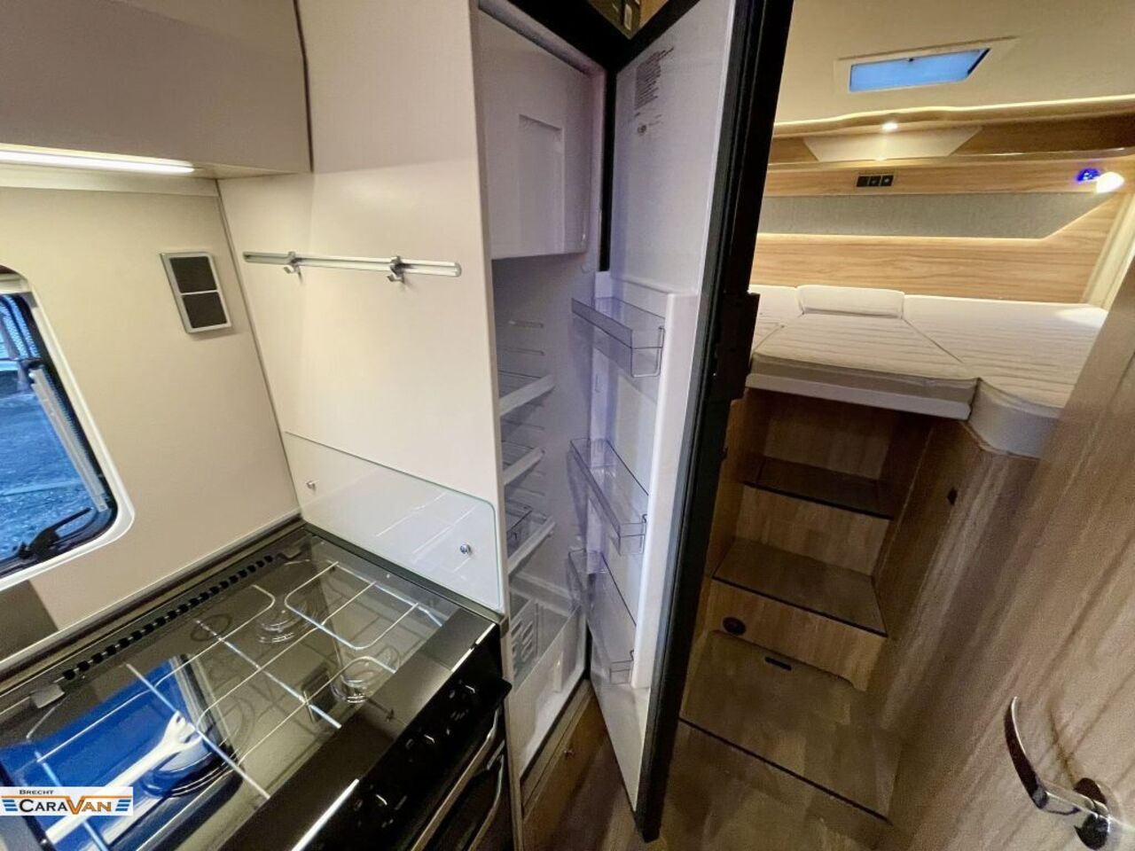 HYMER-ERIBA 580 Pure Automatik  XXL Bett Ansicht 12 für Fahrzeugdetailseite