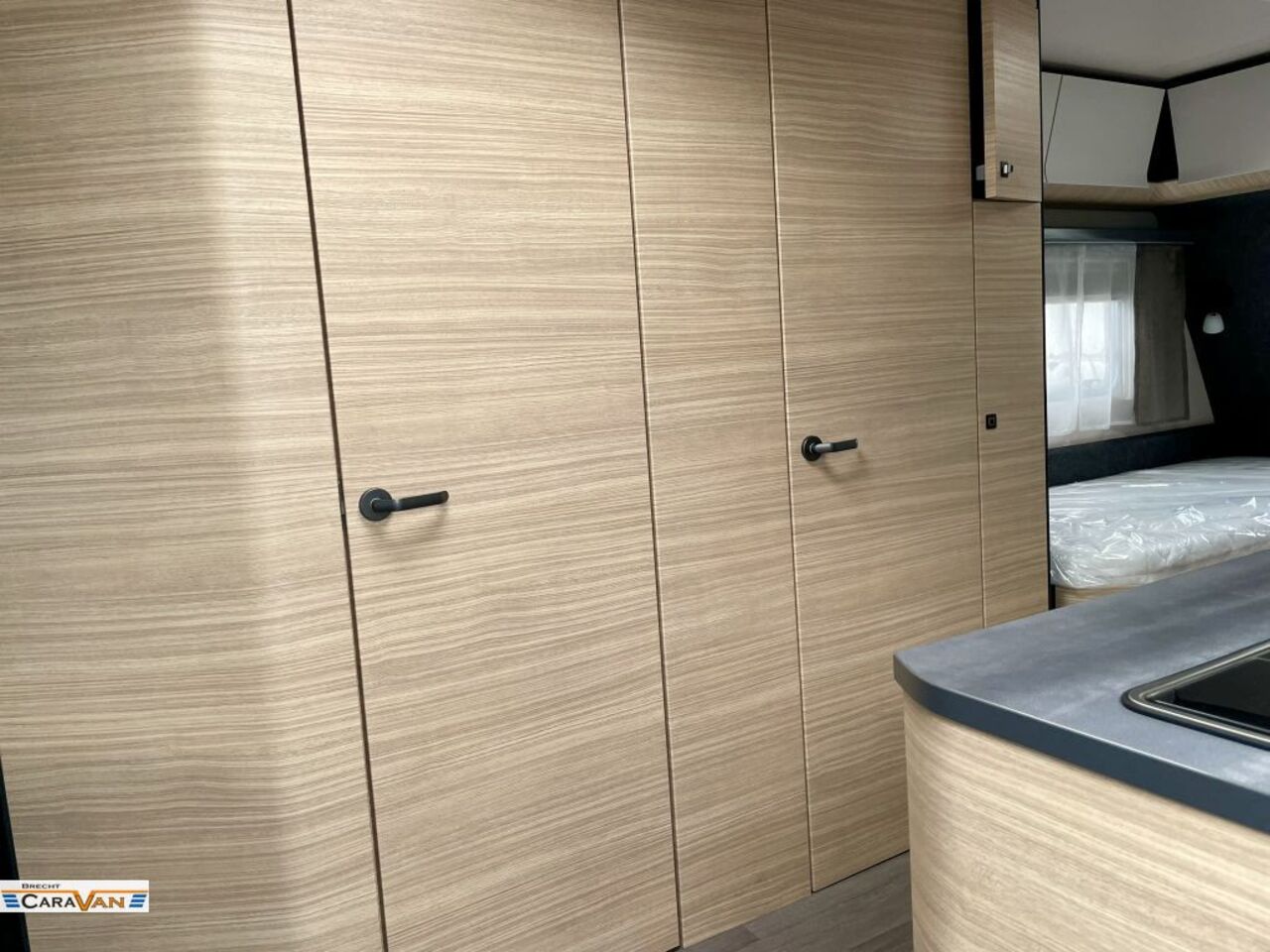 HOBBY 585 UL 7097 Eur Sparhighlight Ansicht 5 für Fahrzeugdetailseite