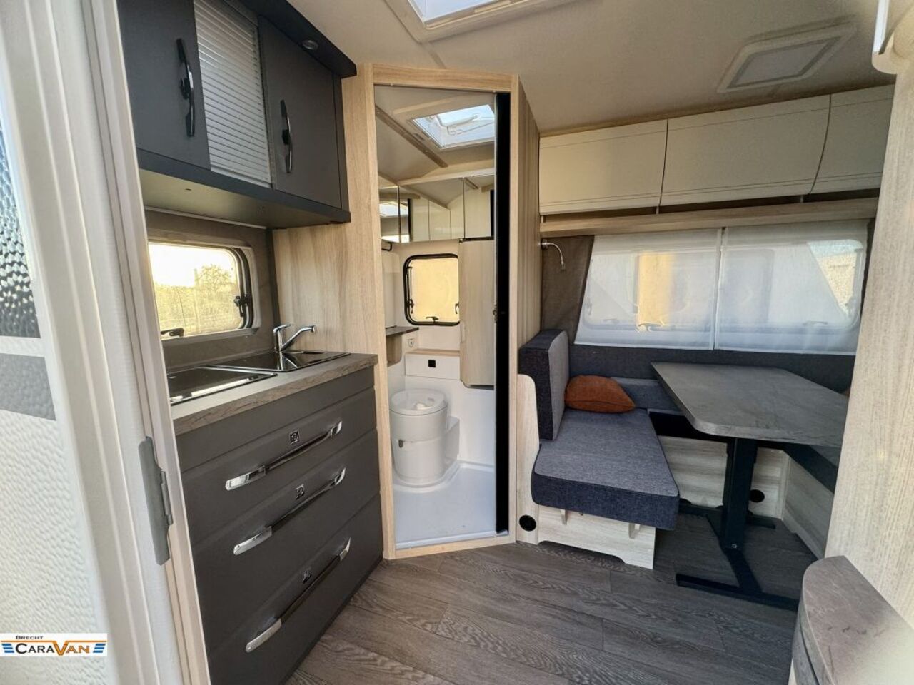 HOBBY 460 SFf 1,5t/Connect/Ambiente/ Ansicht 4 für Fahrzeugdetailseite