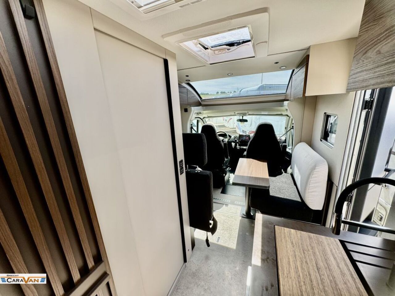 BÜRSTNER SFT 7.4 UVP 131.855 Euro - Abverkauf. Ansicht 10 für Fahrzeugdetailseite