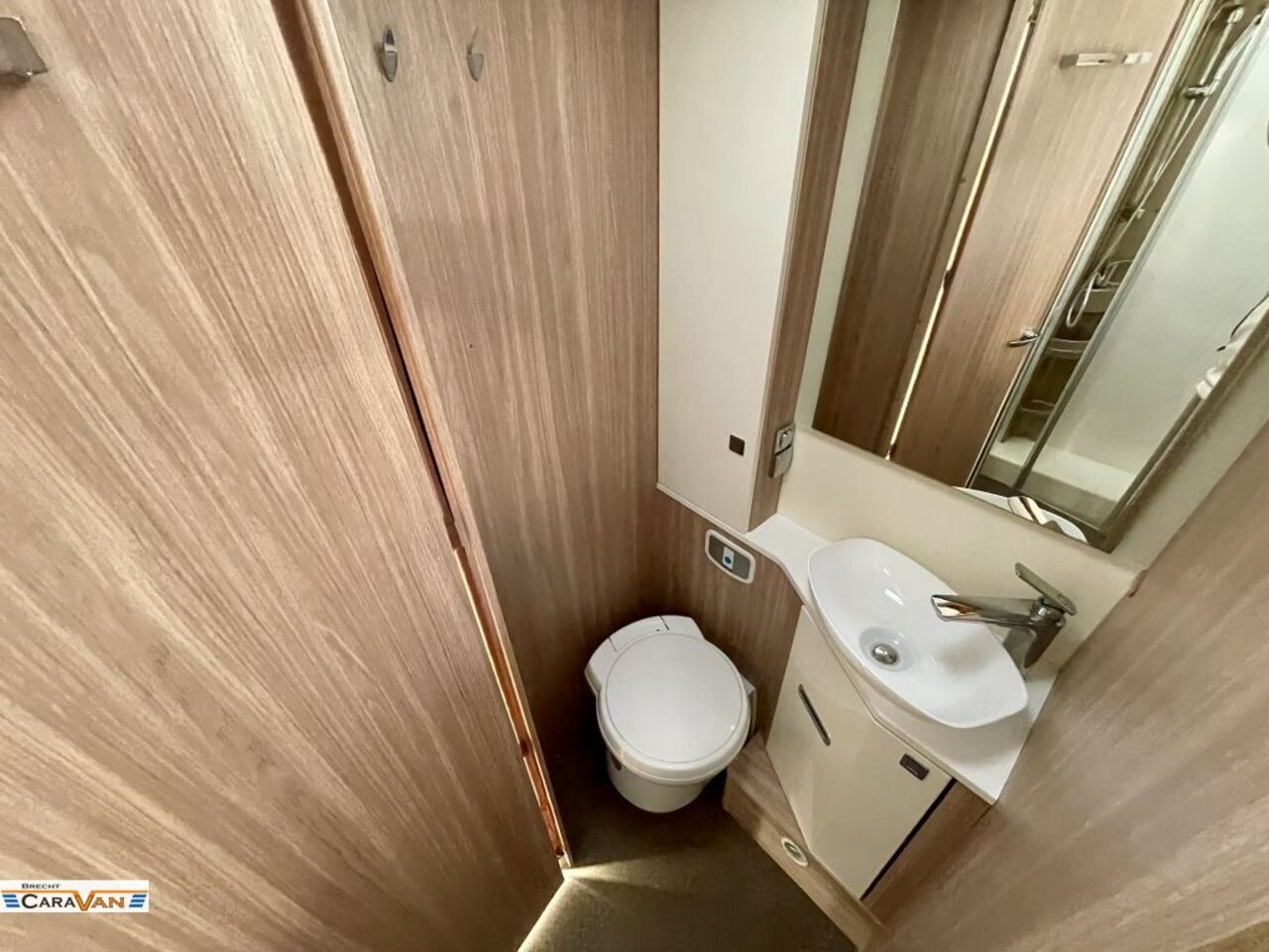 BÜRSTNER I 728 G Limited Luftfeder HA, Rollerbühne Ansicht 13 für Fahrzeugdetailseite