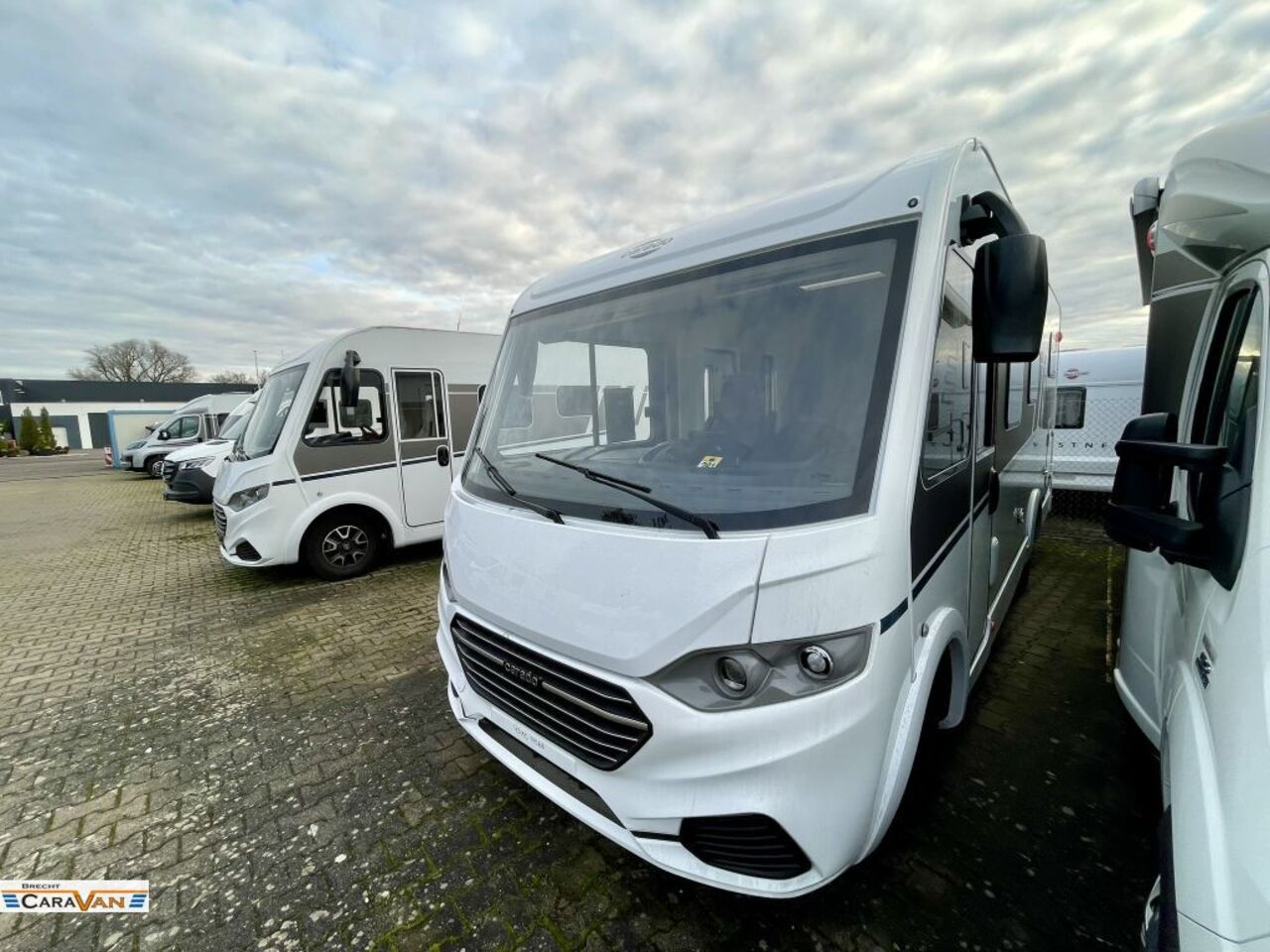CARADO 338 pro+ 180PS/8.G/6878Euro gespart Ansicht 23 für Fahrzeugdetailseite