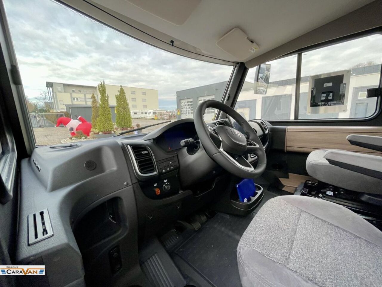 CARADO 338 pro+ MESSE ANGEBOTE ON TOP Ansicht 3 für Fahrzeugdetailseite