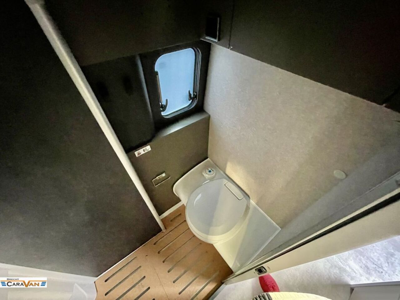 HYMER-ERIBA Grand Canyon S 4x4 Allrad MESSE ANGEBOTE ON TOP Ansicht 15 für Fahrzeugdetailseite