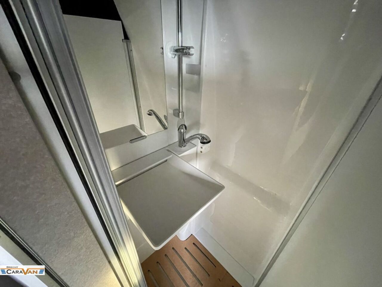 HYMER-ERIBA Grand Canyon S 4x4 Allrad MESSE ANGEBOTE ON TOP Ansicht 17 für Fahrzeugdetailseite