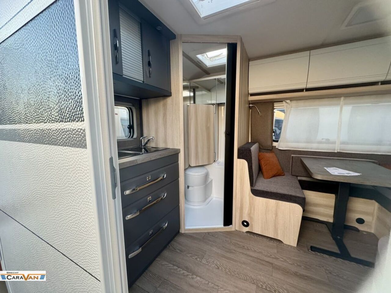 HOBBY 460 SL Ansicht 4 für Fahrzeugdetailseite