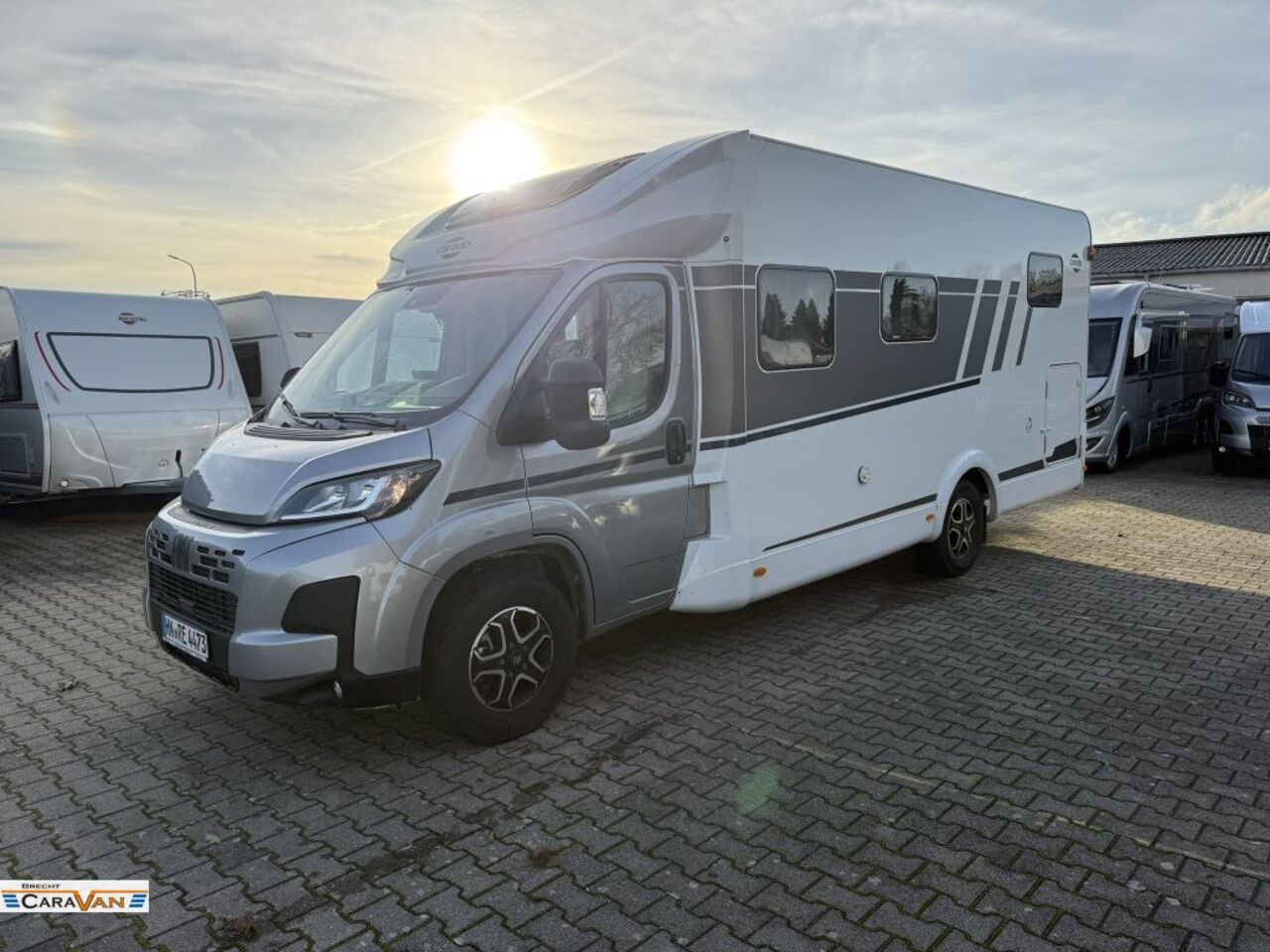 CARADO 447 Pro+ Alle Pakete/Combi 64 Ansicht 1 für Fahrzeugdetailseite