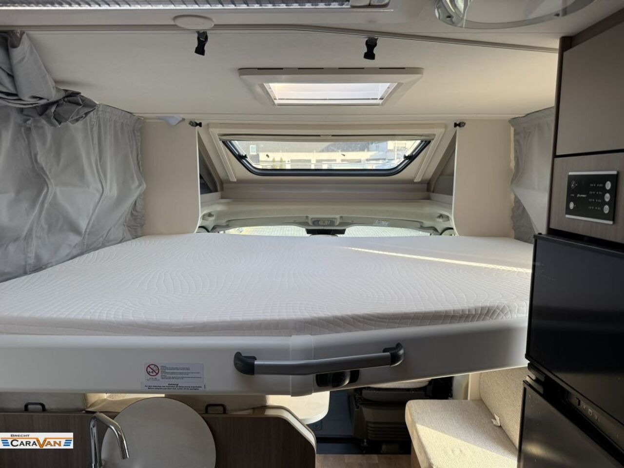 CARADO 447 Pro+ Alle Pakete/Combi 64 Ansicht 5 für Fahrzeugdetailseite