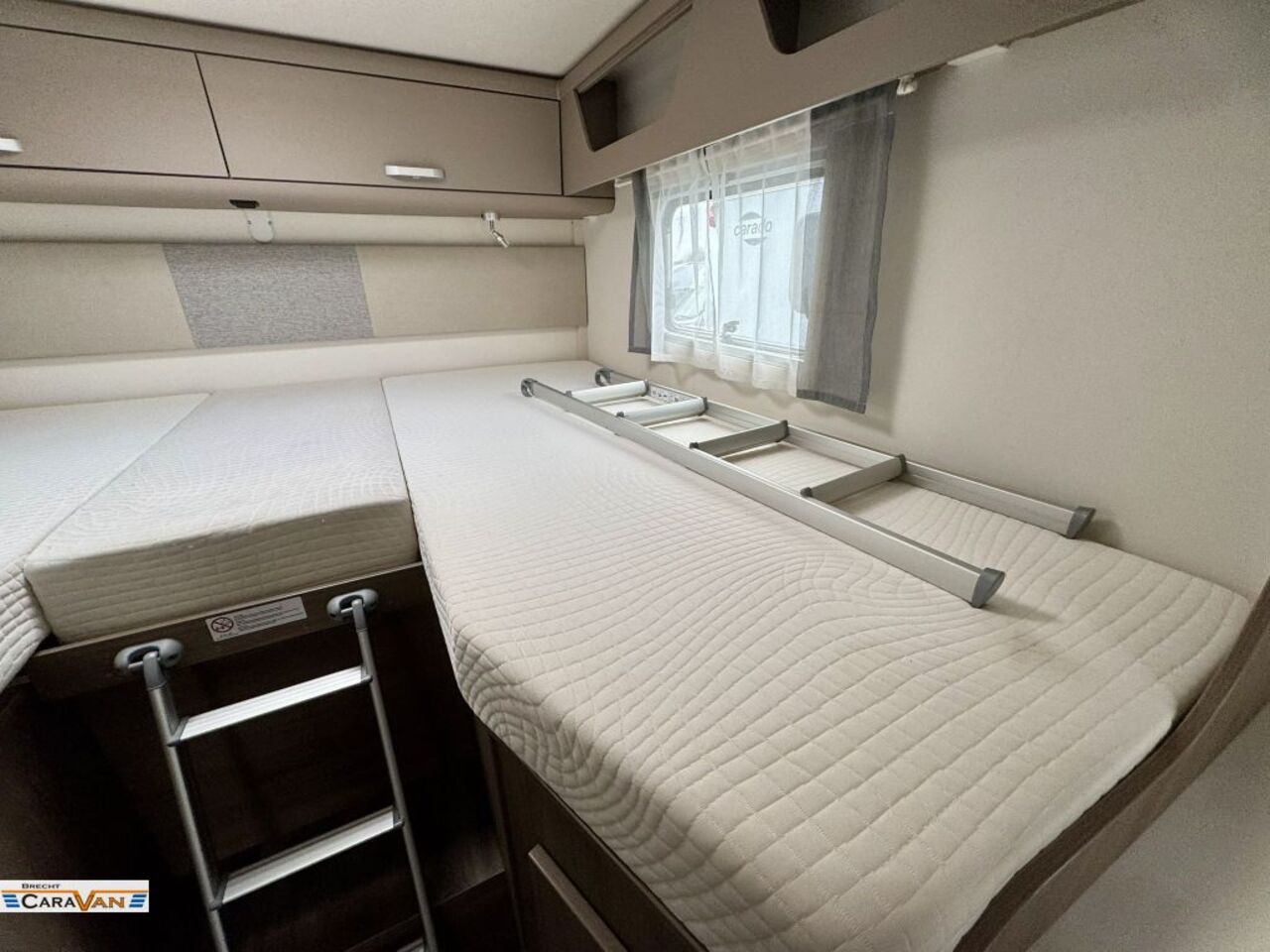 CARADO 338 pro+ 8G/Combi6E/el.Bremse uvm Ansicht 6 für Fahrzeugdetailseite