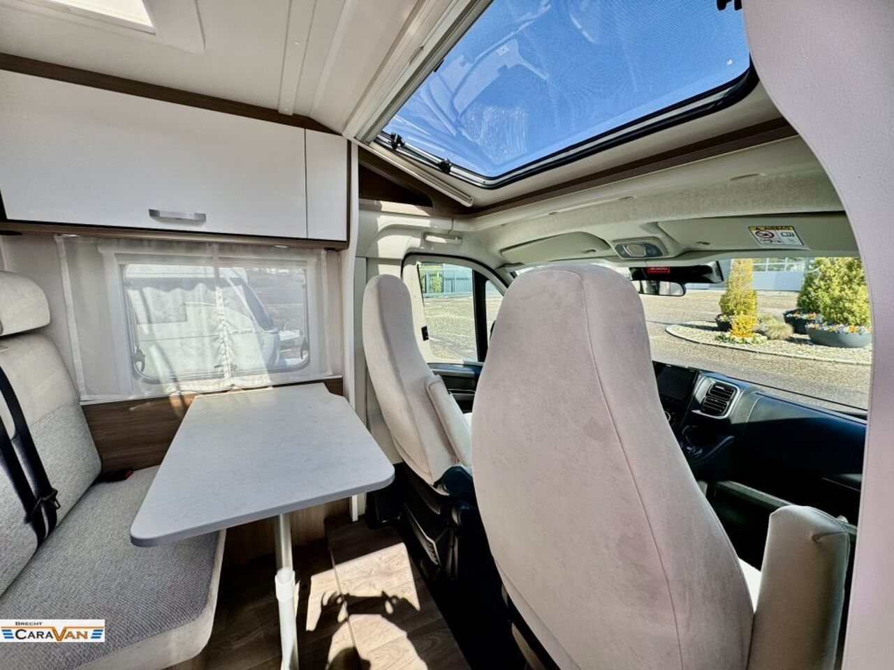 CARADO V337 Pro+ Automatik/TOP Ausstattung Ansicht 3 für Fahrzeugdetailseite