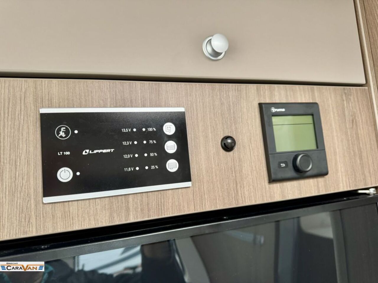 CARADO 447 Pro+ 8G/Combi 6E/el.Bremse uvm. Ansicht 9 für Fahrzeugdetailseite