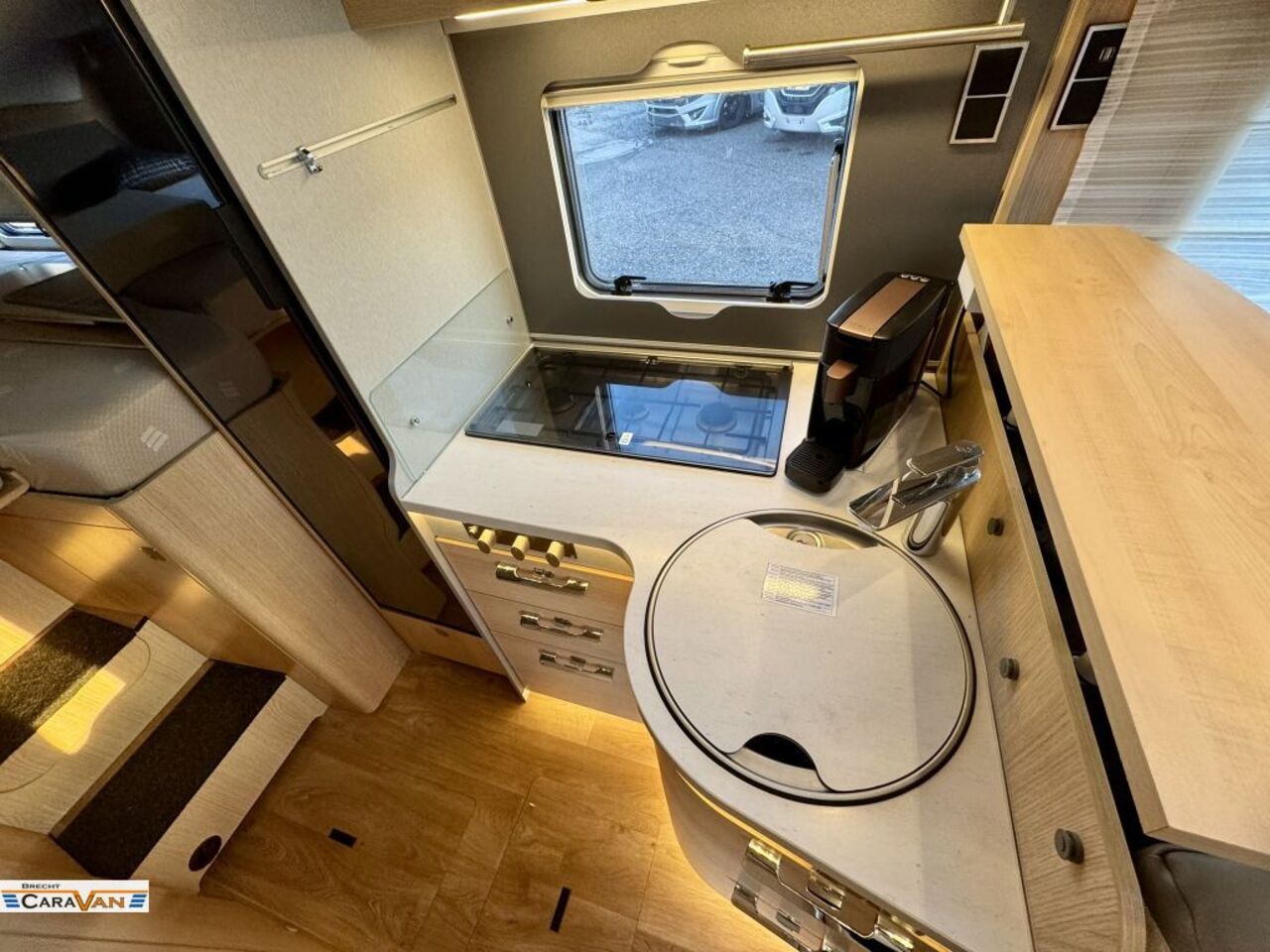 HYMER-ERIBA T 600 WhiteLine TOP Ausstattung! Ansicht 11 für Fahrzeugdetailseite