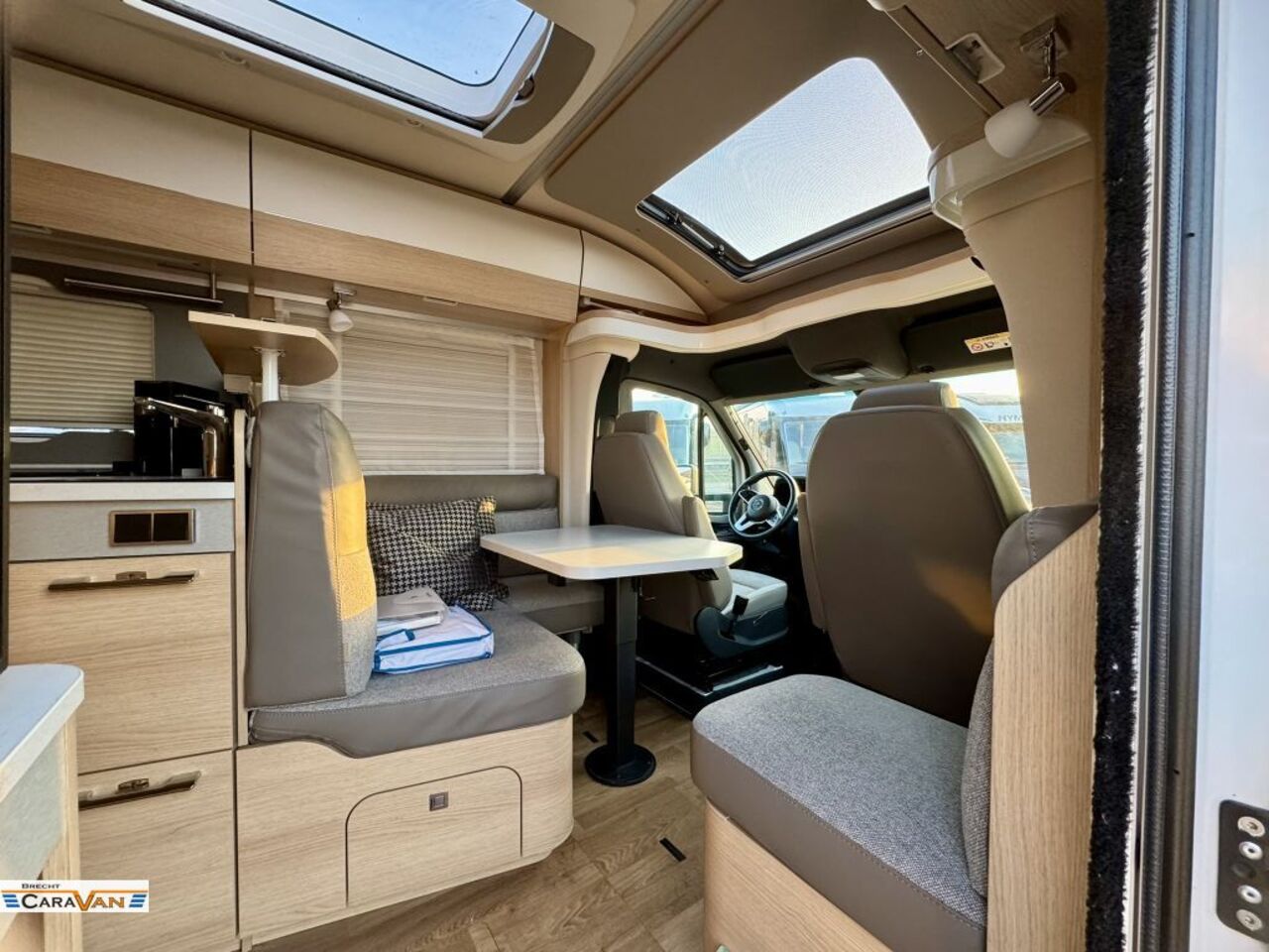 HYMER-ERIBA T 600 WhiteLine TOP Ausstattung! Ansicht 3 für Fahrzeugdetailseite