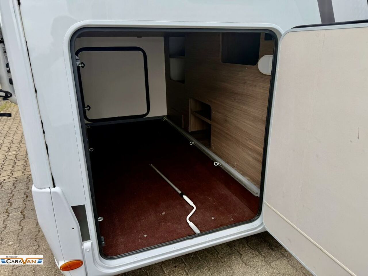 CARADO 338 pro+ Automatik/Safety Paket/Hubbett Ansicht 15 für Fahrzeugdetailseite