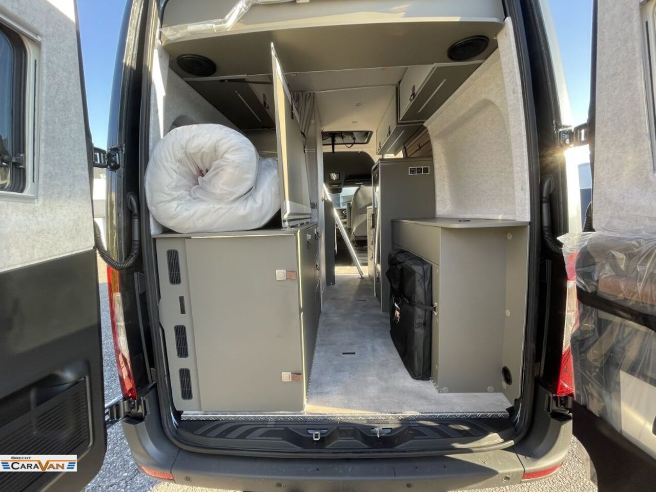 HYMER-ERIBA Grand Canyon S CrossOver AHK/Solar/Autarkiepaket Ansicht 5 für Fahrzeugdetailseite