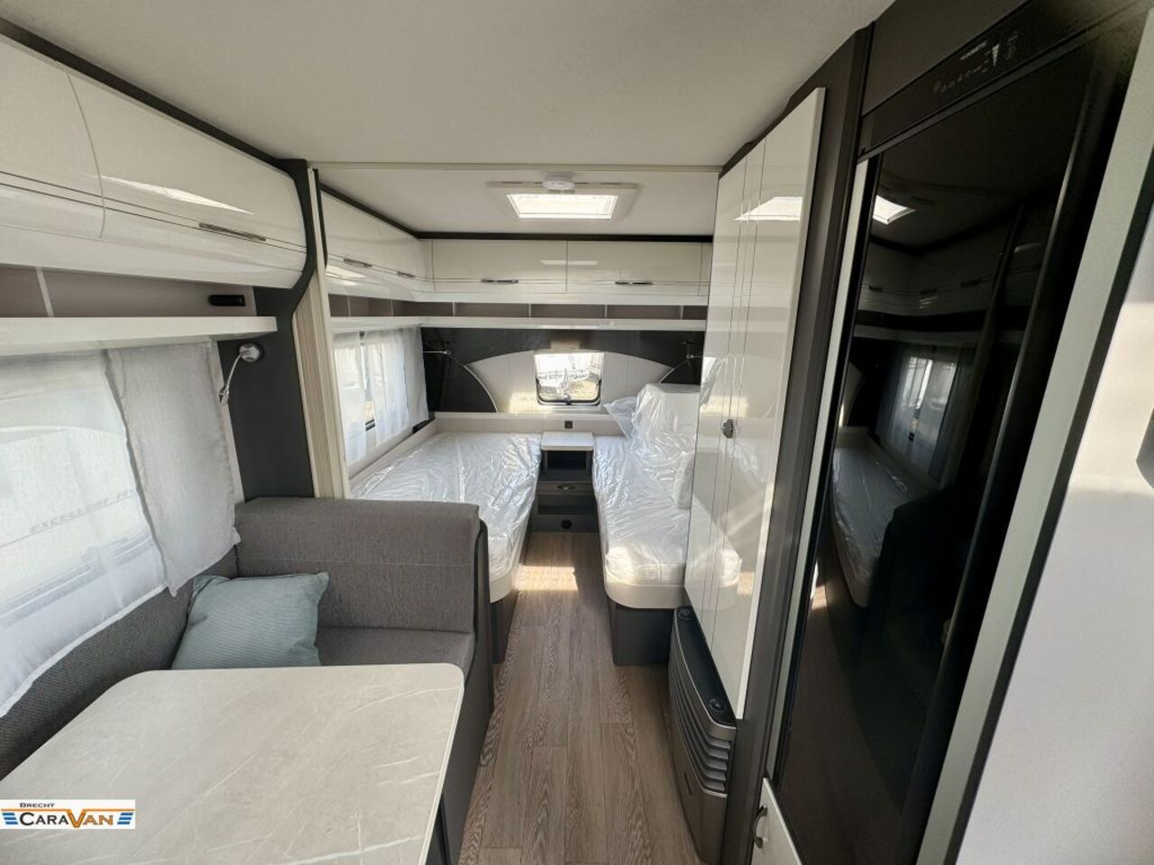HOBBY 460 SL Frisch eingetroffen! Ansicht 12 für Fahrzeugdetailseite