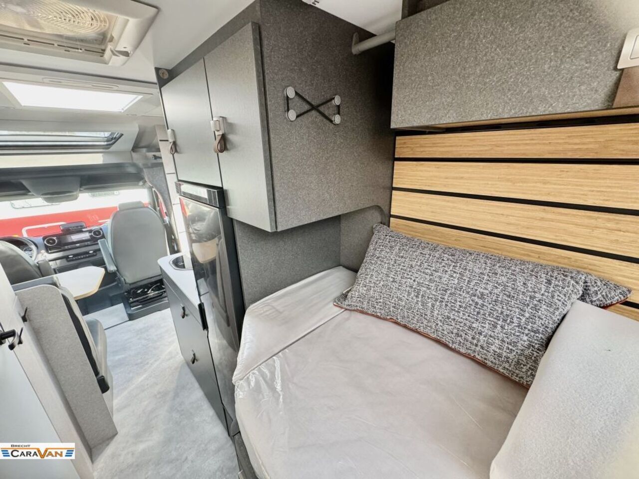 HYMER-ERIBA 580 CrossTrail XXL-Bett / Toilette wählbar Ansicht 11 für Fahrzeugdetailseite