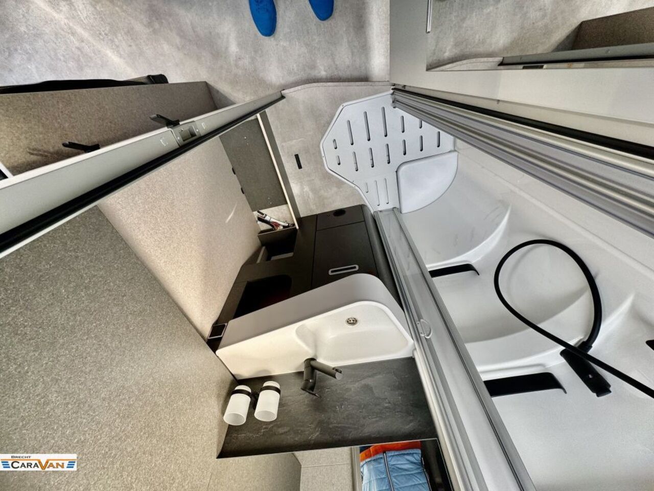 HYMER-ERIBA 580 CrossTrail XXL-Bett / Toilette wählbar Ansicht 8 für Fahrzeugdetailseite