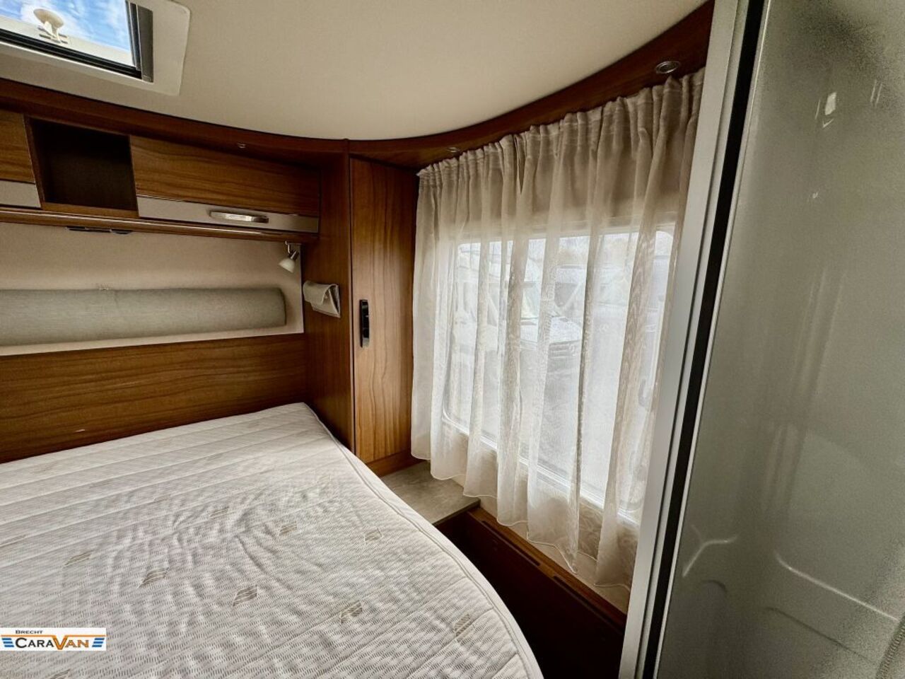 HYMER-ERIBA 598 PremiumLine Stützen/Klima/GFK Ansicht 20 für Fahrzeugdetailseite