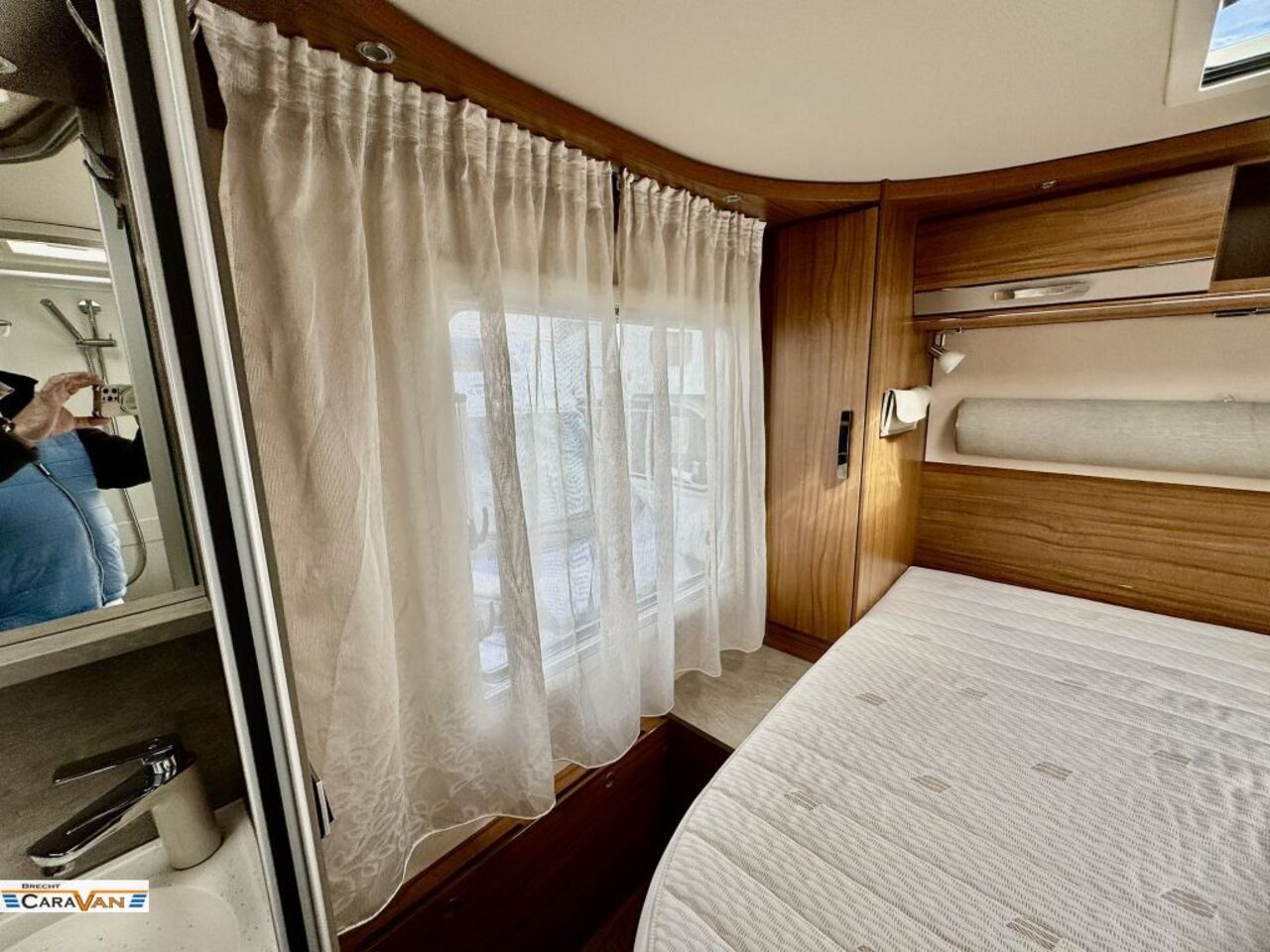 HYMER-ERIBA 598 PremiumLine Stützen/Klima/GFK Ansicht 21 für Fahrzeugdetailseite