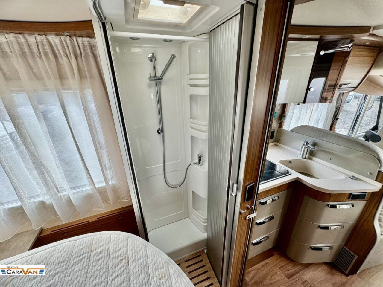 HYMER-ERIBA 598 PremiumLine Stützen/Klima/GFK Ansicht 22 für Fahrzeugdetailseite