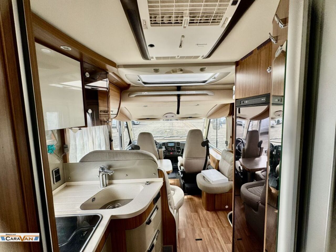 HYMER-ERIBA 598 PremiumLine Stützen/Klima/GFK Ansicht 26 für Fahrzeugdetailseite