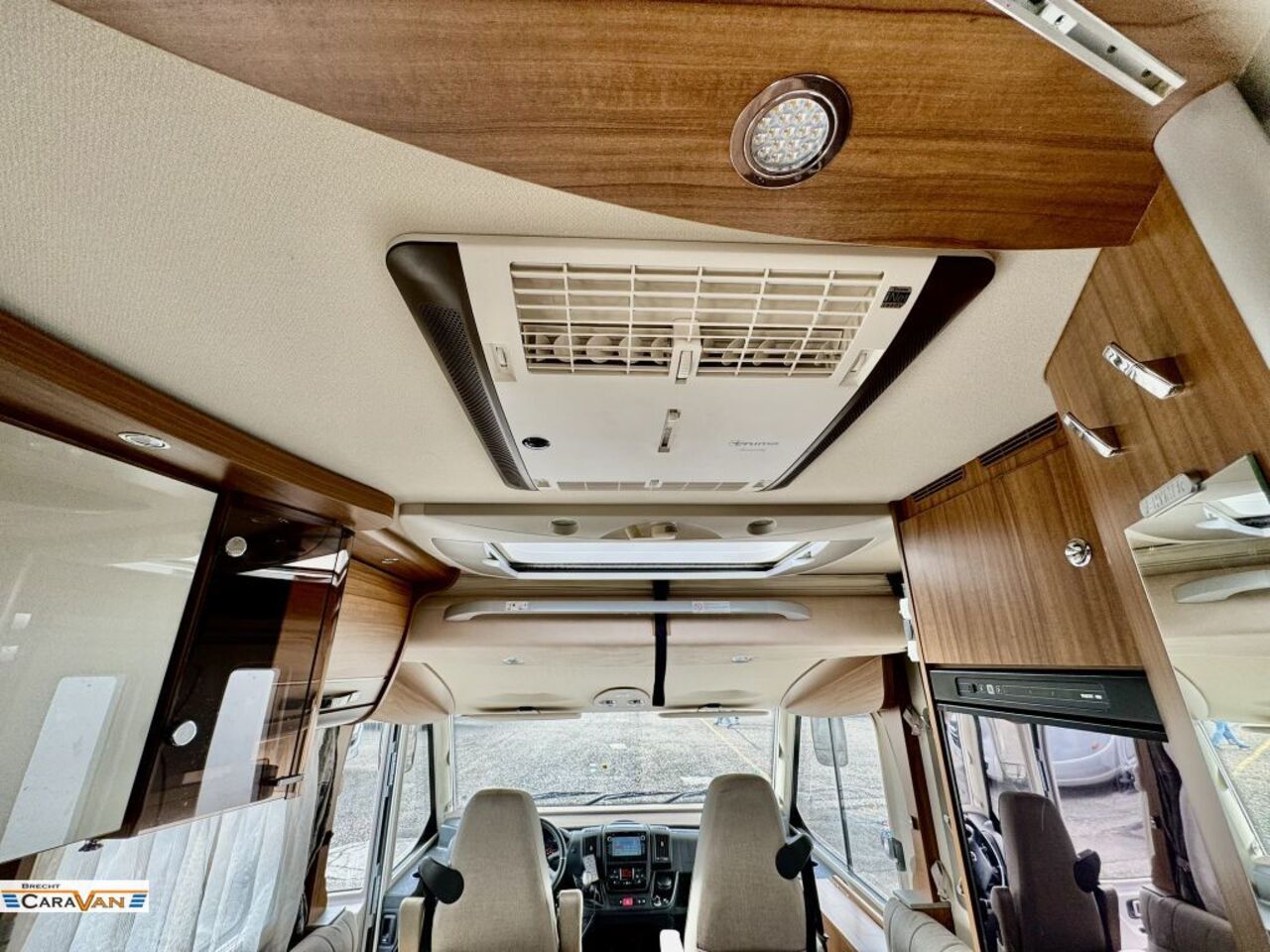 HYMER-ERIBA 598 PremiumLine Stützen/Klima/GFK Ansicht 27 für Fahrzeugdetailseite