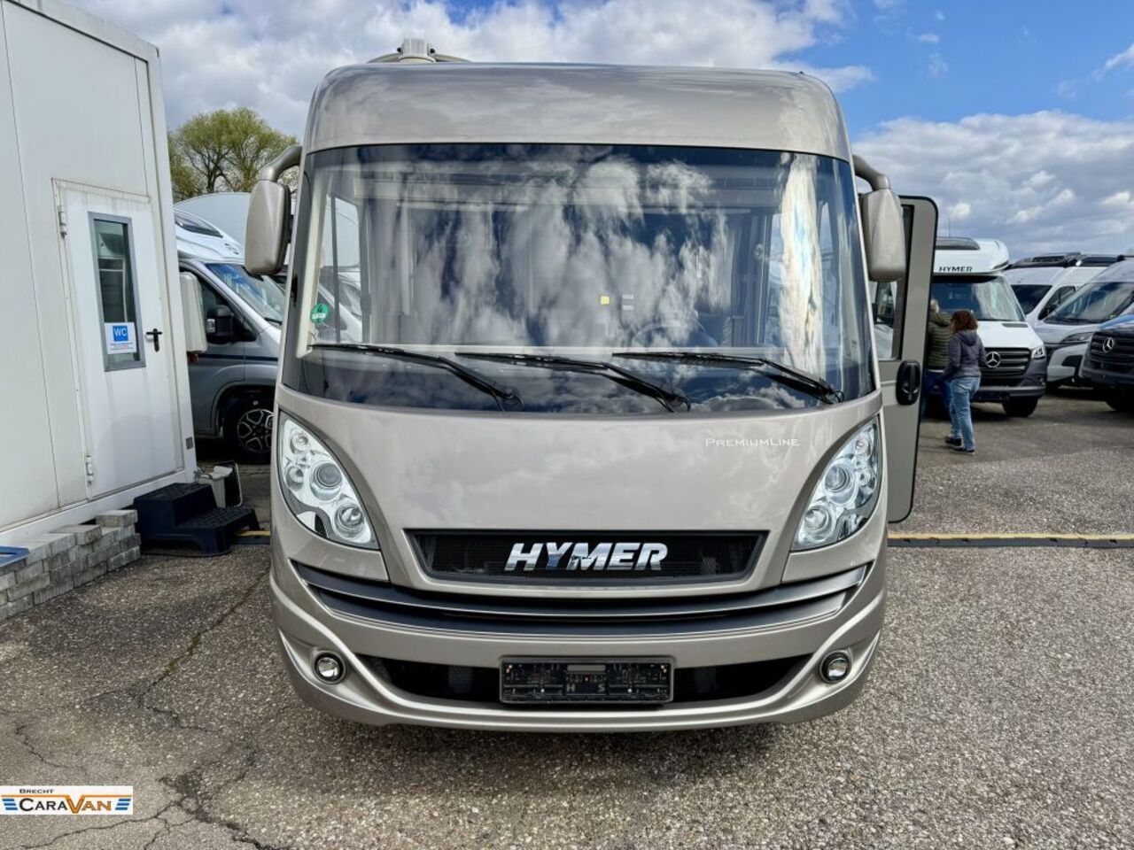 HYMER-ERIBA 598 PremiumLine Stützen/Klima/GFK Ansicht 30 für Fahrzeugdetailseite