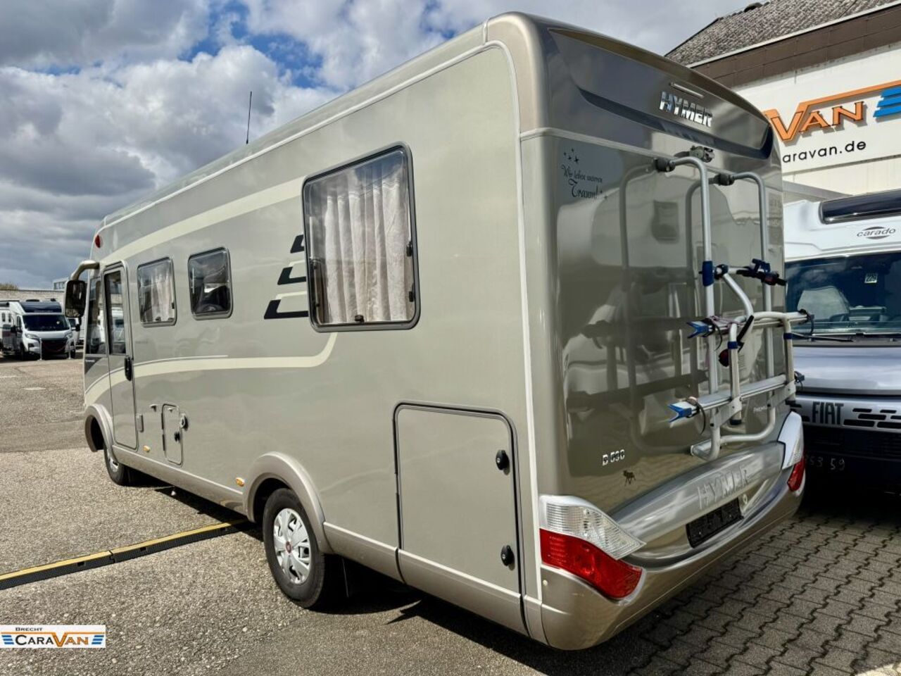 HYMER-ERIBA 598 PremiumLine Stützen/Klima/GFK Ansicht 7 für Fahrzeugdetailseite