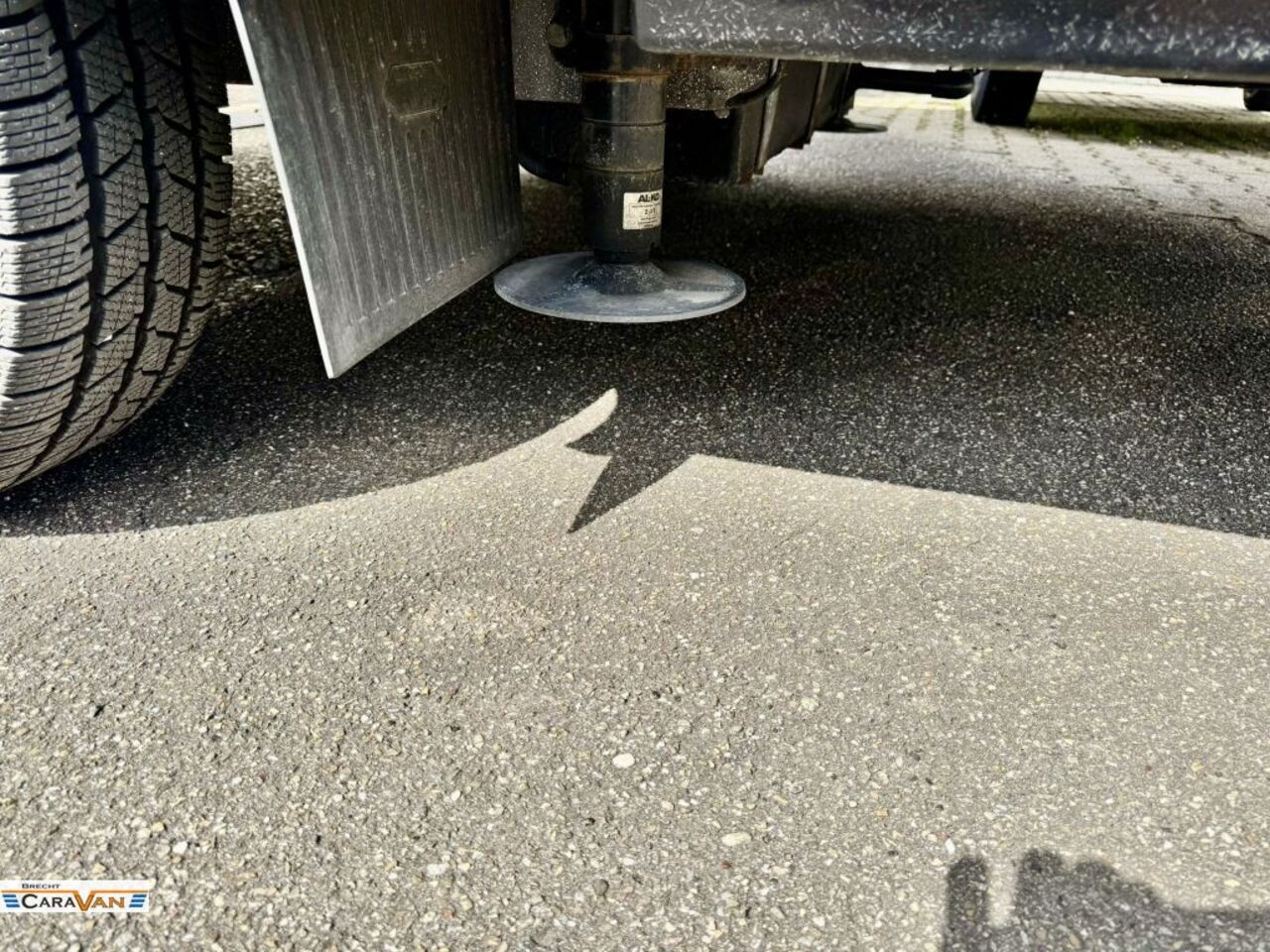 HYMER-ERIBA 598 PremiumLine Stützen/Klima/GFK Ansicht 8 für Fahrzeugdetailseite