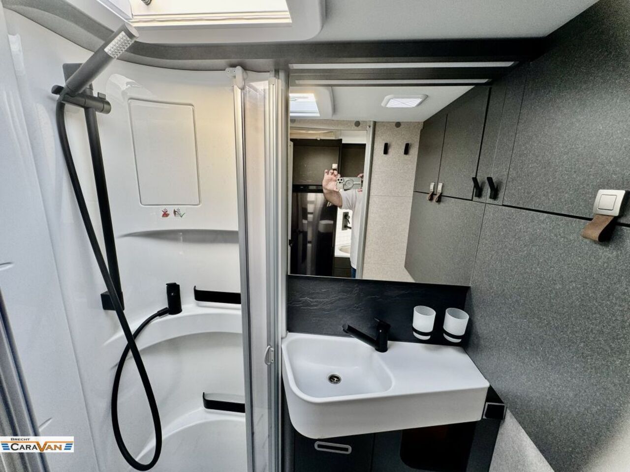 HYMER-ERIBA 580 CrossTrail AHK,Solar/Leder Ansicht 24 für Fahrzeugdetailseite