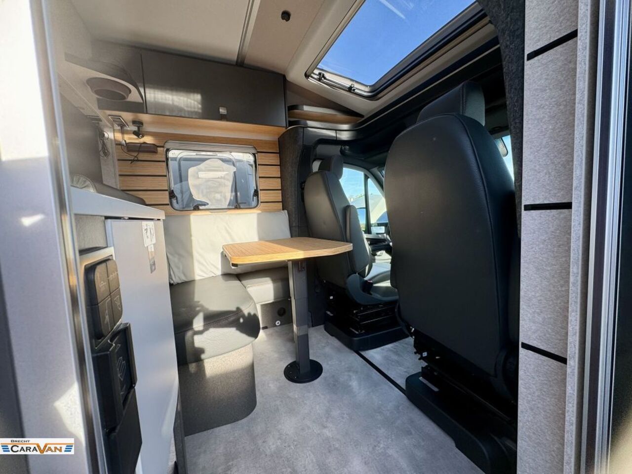 HYMER-ERIBA 580 CrossTrail AHK,Solar/Leder Ansicht 3 für Fahrzeugdetailseite