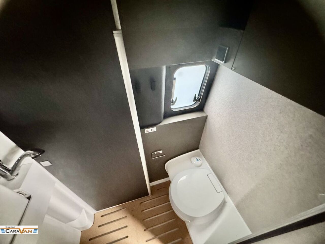 HYMER-ERIBA Grand Canyon S 4x4 Allrad VOLLAUSSTATTUNG > top price Ansicht 11 für Fahrzeugdetailseite
