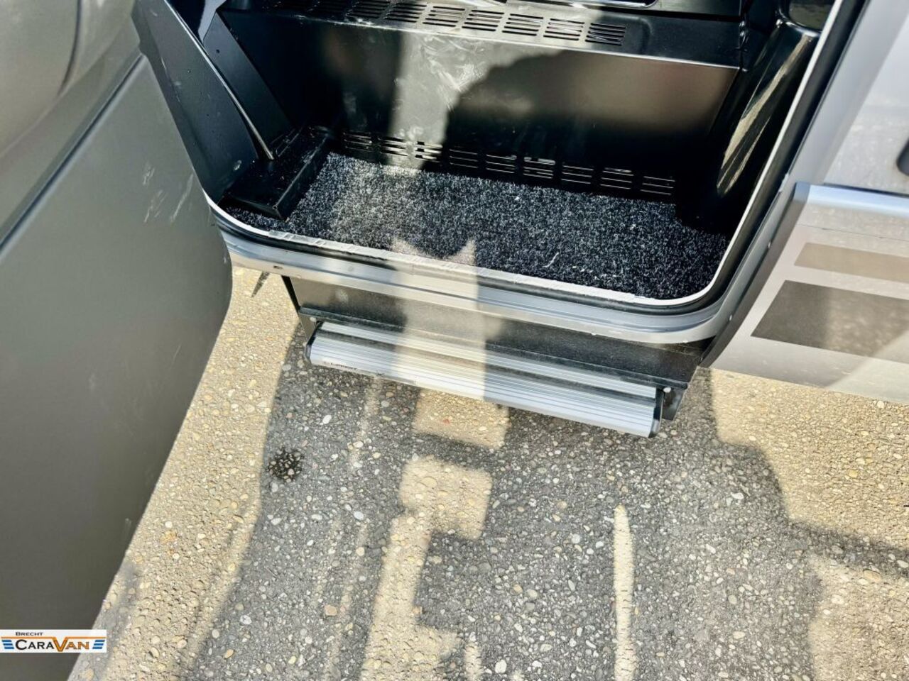 HYMER-ERIBA I 600 BlackLine über 27.000 Euro Ersparnis! Ansicht 22 für Fahrzeugdetailseite