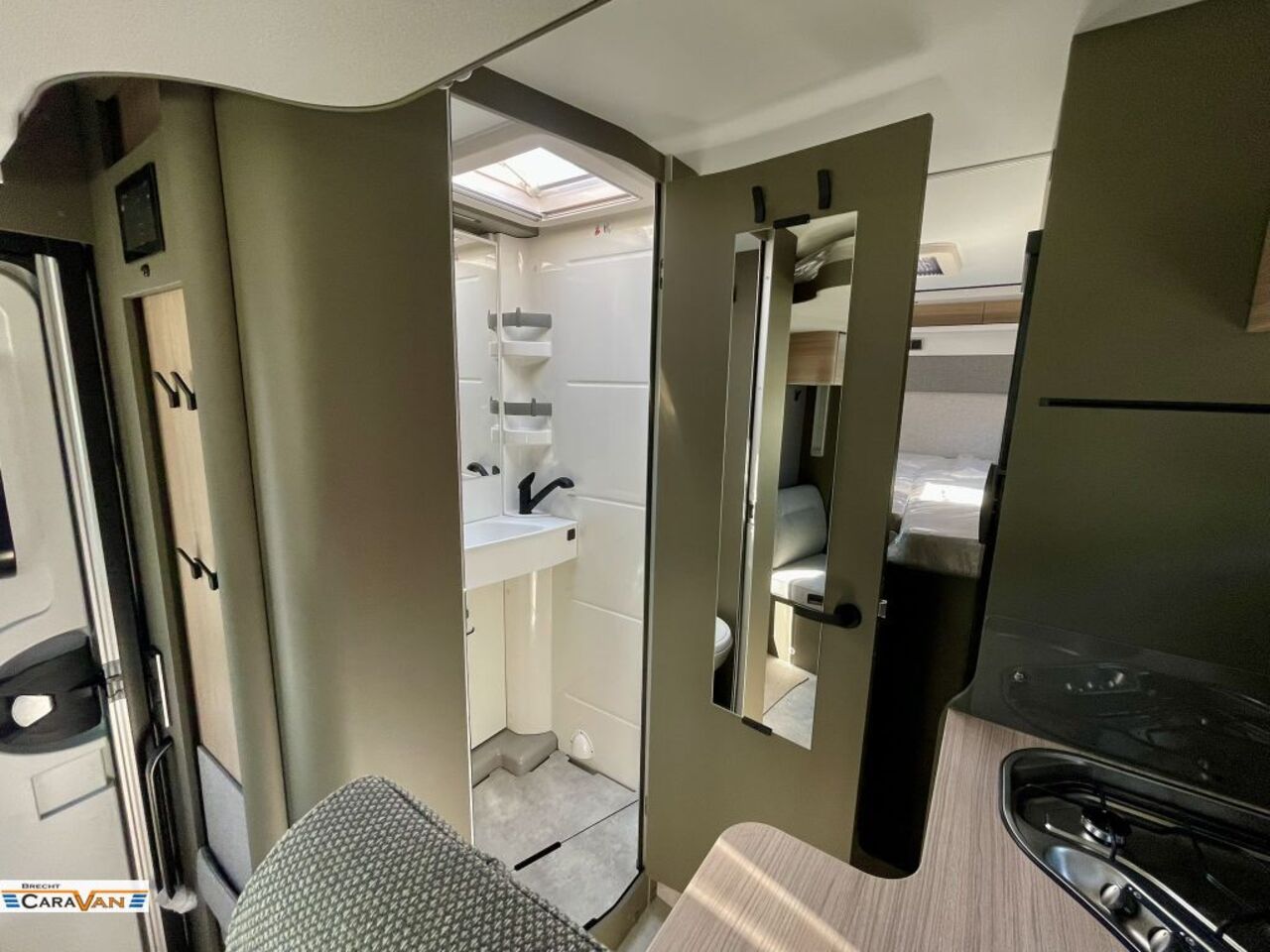 HYMER-ERIBA 600 3.5 t, Hubbett, Smart Battery Ansicht 10 für Fahrzeugdetailseite