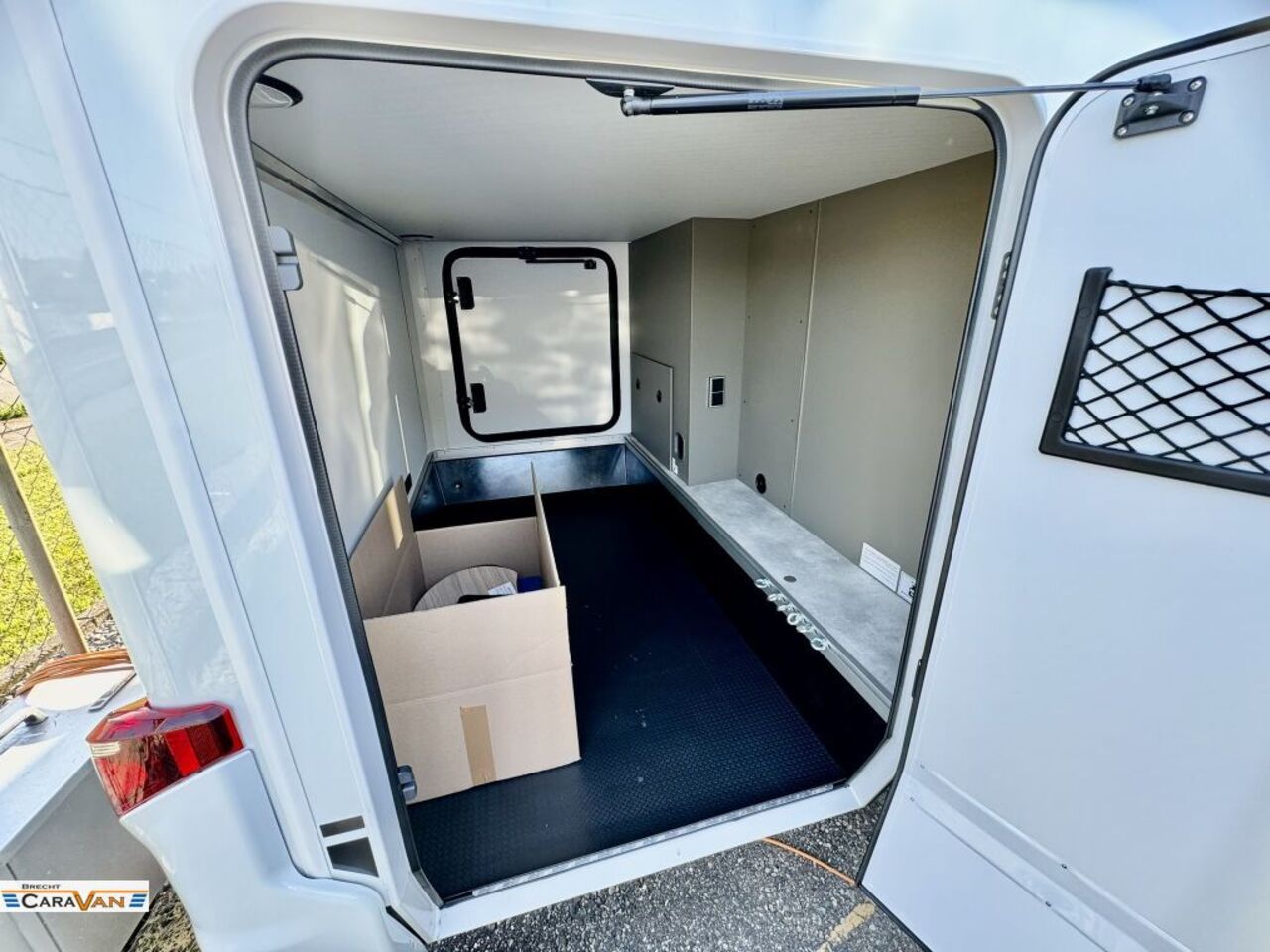 HYMER-ERIBA 600 Hubbett/LiPo/We.Ri./5G Ansicht 19 für Fahrzeugdetailseite