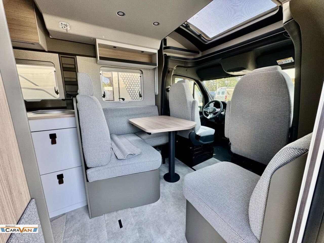 HYMER-ERIBA 600 Hubbett/LiPo/We.Ri./5G Ansicht 3 für Fahrzeugdetailseite
