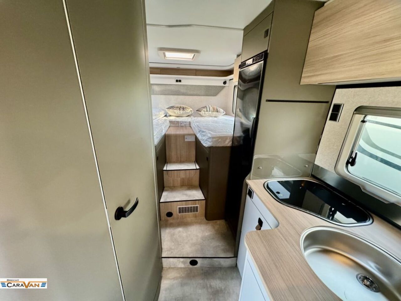 HYMER-ERIBA 600 Hubbett/LiPo/We.Ri./5G Ansicht 4 für Fahrzeugdetailseite